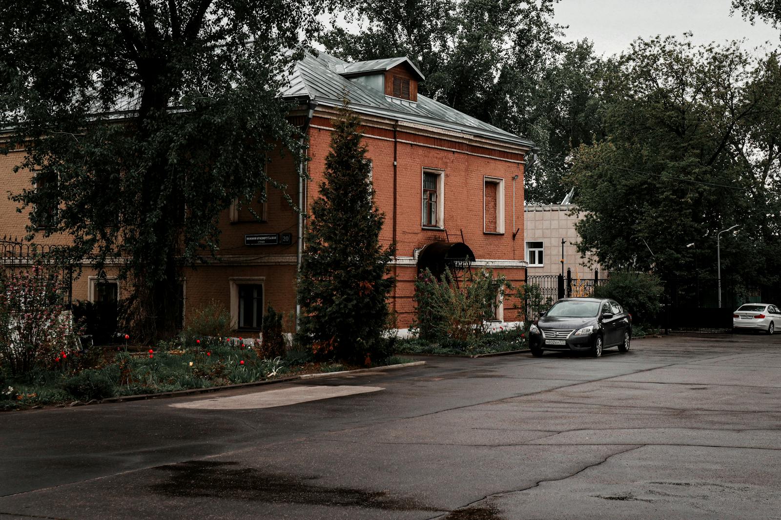 Explore the charm of Moscow with this historic red brick building set in a quiet urban environment.