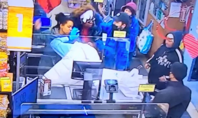 Shocking Video Shows Women Assaulting Store Clerk Without Mercy