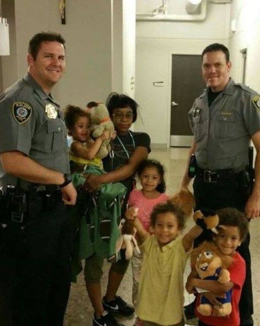 She Walked Into the Station With Four Kids and Five Words That Changed Everything