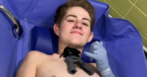Man suffers catastrophic forklift accident — his girlfriend’s reaction afterward shocks everyone