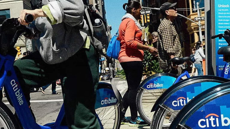 Black Teen Was Charged with Stealing White Woman’s Citi Bike Shares his side of the story and displays his own receipts