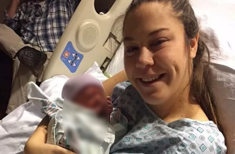 Woman rushed to hospital with cramps thinking she has kidney stones, ’30 minutes later she delivered her miracle baby’!
