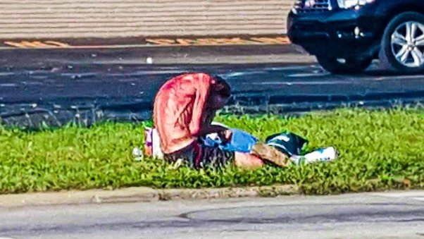 Homeless Man Sits in the Same Spot for 3 Years — Until One Woman Changes His Life Forever